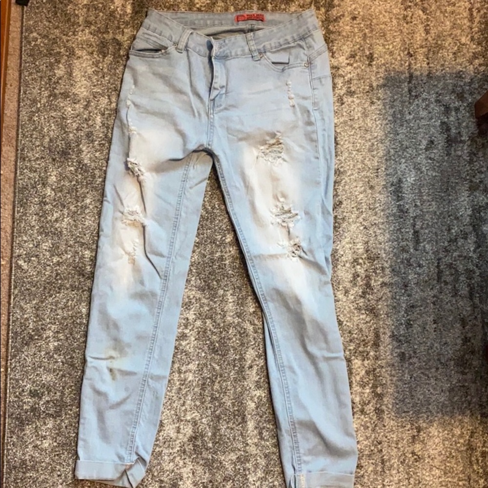 Fashion Nova Light wash Jeans